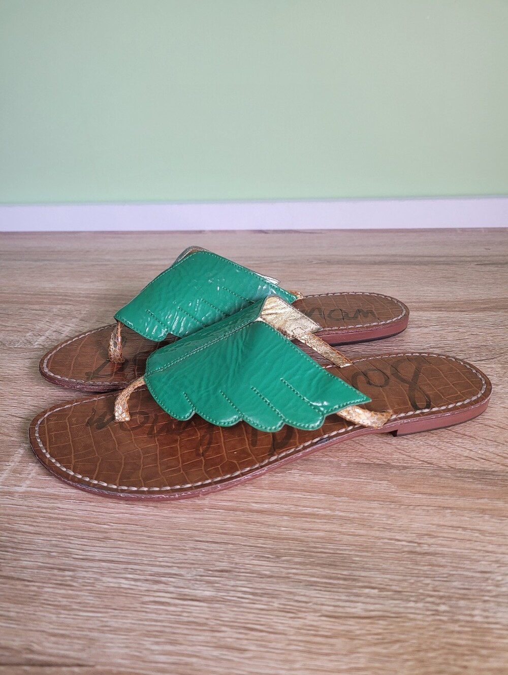 Sam Edelman Georgette Sandals 8.5 Unique Details Green Patent